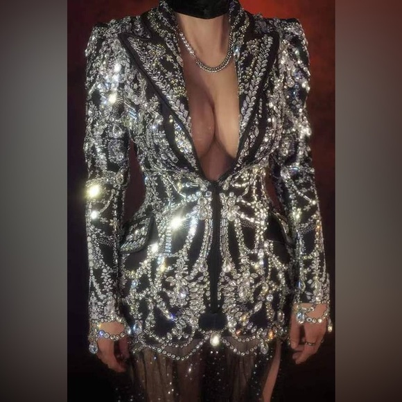 Black and Silver Diamond Long Blazer Dress - Picture 5 of 10